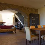 Scappo In Umbria, Casale Lenuccia * Collelungo (San Venanzo)