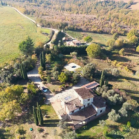 Villa Scappo In Umbria, Casale Lenuccia Collelungo (San Venanzo)