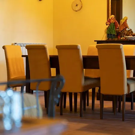 Scappo In Umbria, Casale Lenuccia * Collelungo (San Venanzo)