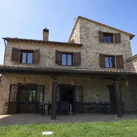 Scappo In Umbria, Casale Lenuccia Villa