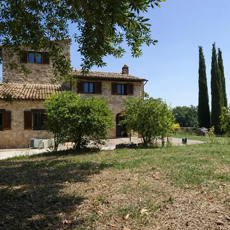 Scappo In Umbria, Casale Lenuccia Villa